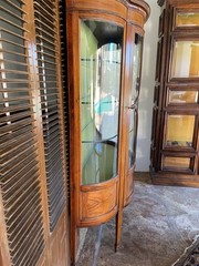 Exquisite Edwardian display cabinet with original bowed glass door and sides