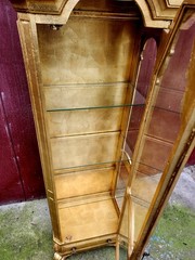 Antique Wieman gold Curio 3 Shelve Cabinet Display . Hollywood Regency Style