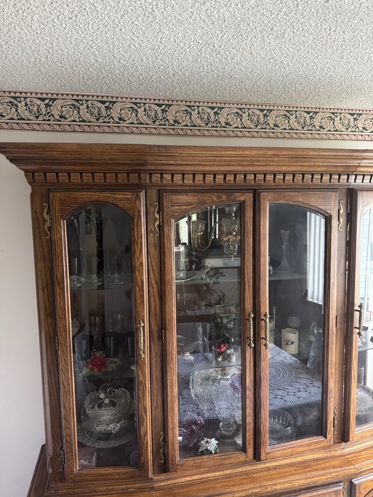 Mahogany China Cabinet Set