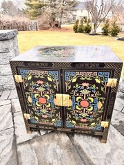 Vintage Chinoiserie Hand-Painted Lacquered Cabinet H25xW25xD18”