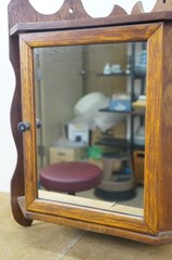 Antique Quartersawn Oak Mirrored Corner Medicine Cabinet Cupboard 20″