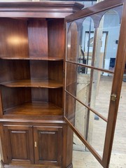 Statton Chippendale Style Solid Cherry Corner Cabinet with Keys