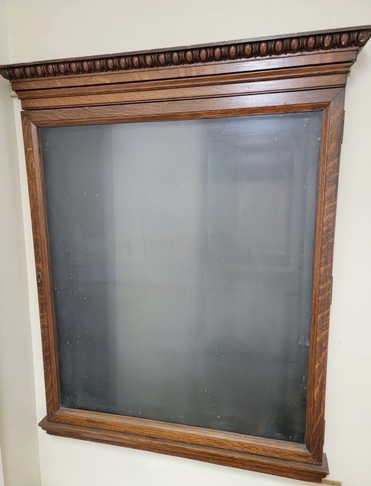 Paine Co. Boston Harvard Q. Sawn Tiger Oak Wall Case Country Store Theater 3×4