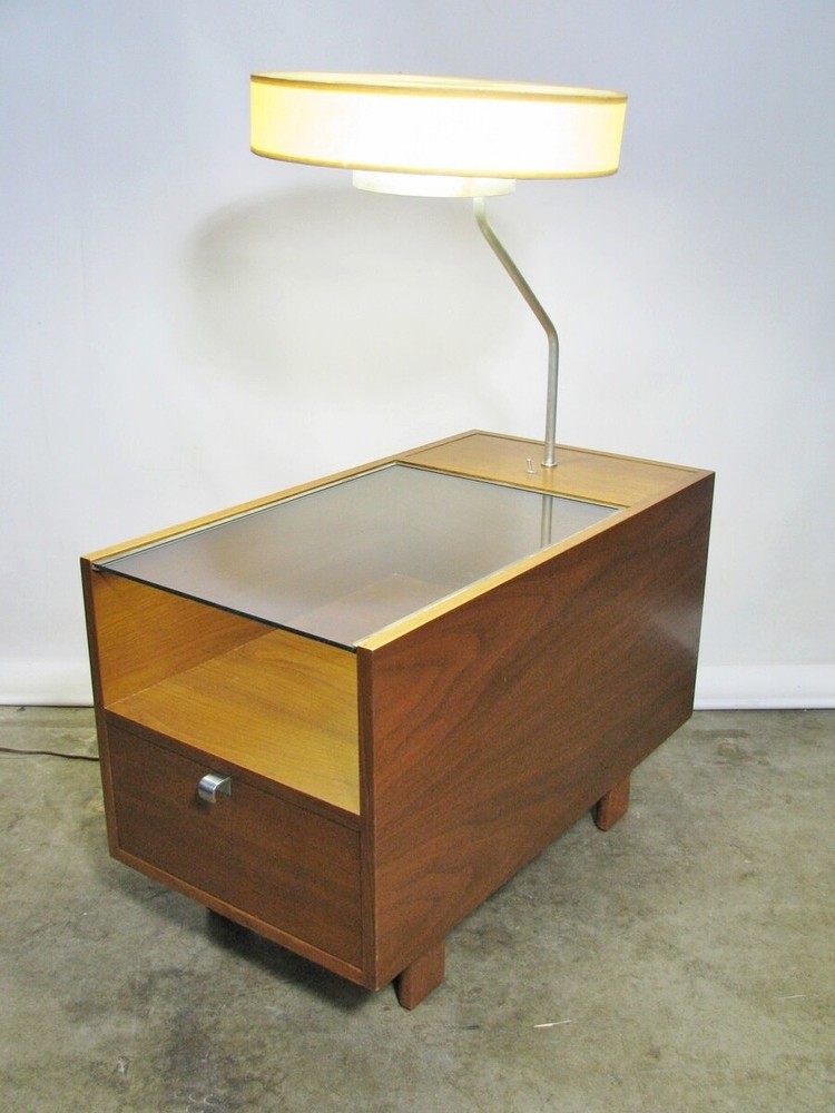 1950s George Nelson For Herman Miller Table Lamp With Glass Top & Single Drawer’