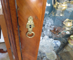 French Antique 18th Century Louis IV Vitrine Curio Cabinet Glass Shelves Lock