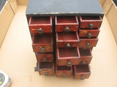 ORIGINAL OLD AMERICAN MADE SMALL 18 DRAWER WOODEN SPICE OR VALUABLES CABINET