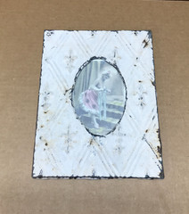 VTG Shabby 9×11 Photo 4×6 Oval White Tin Ceiling Picture Frame Chic Old 630-26B