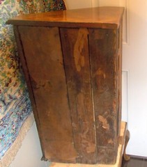 Exquisite Antique GEORGIAN HANGING Corner WALL CABINET