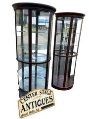65442 PULASKI Bow Glass Curio China Cabinet