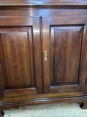 Statton Chippendale Style Solid Cherry Corner Cabinet with Keys