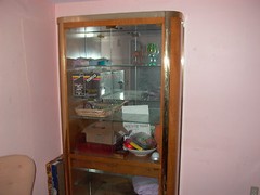 John Stuart Maple Brass Glass Tall D-shape Vitrine/Display cabinet case Michigan