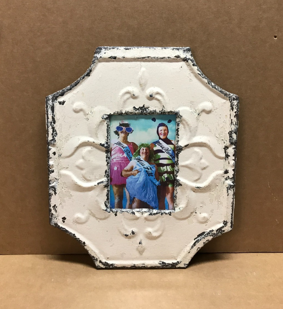 VTG 11×13 Shabby Decorative 4×6 Tin Ceiling White Picture Frame Old 387-26B
