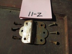 HOOSIER CABINET DOOR HINGE 1915 & BEFORE LARGE DOOR HINGE SINGLE LISTING 11-Z