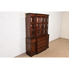 Baker Furniture Style Georgian Mahogany Bubble Glass Breakfront Bookcase Cabinet