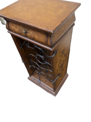 66093 Modern Wine Rack Liquor Cabinet