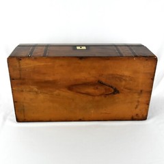 English Travel desk, in exotic wood, rosewood and with inlays, early 19th centur