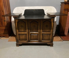 VTG (60’s) FLIP TOP DRY BAR CABINET W/GLASS SET /CASTERS / WINE RACK – ORIG OWNR