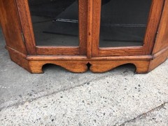 STUNNING antique Quartersawn oak corner cabinet glass doors mirrored shelf 99″ h