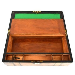 English Travel desk, in exotic wood, rosewood and with inlays, early 19th centur