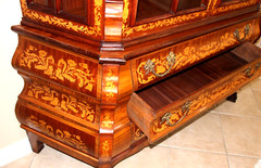 German Antique Kingwood Inlaid Bombay Buffet / Display Cabinet