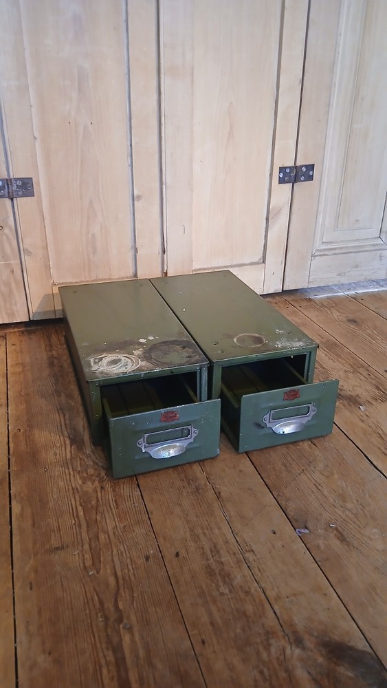 Vintage Metal Veteran series original index filing drawers In Green