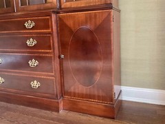 Vintage Baker Furniture Mahogany Georgian Style Lighted Breakfront Cabinet