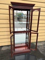 66689 Mahogany PULASKI Furniture 4 Door Curio China Cabinet