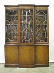 Vintage 1950’s Baker Furniture Mahogany Breadfront; Bubble Glass w/Inlay