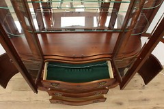 Curved Glass Vintage Carved Lighted China Cabinet Broyhill #53198