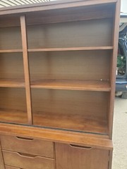 Vintage Mid Century Hutch Stanley Display Cabinet Buffet 54″ X 17.5″x 68.5″