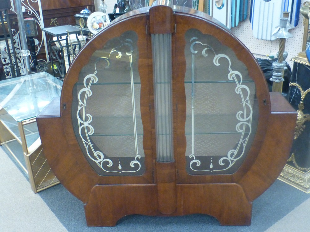 Magnificent 1930s Art Deco Circular Display Cabinet