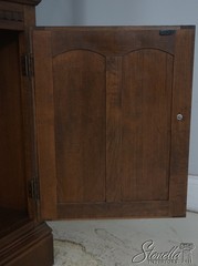 73473: ETHAN ALLEN Maple 2 Door China Cabinet