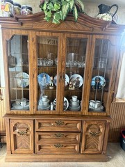 Elegant wood China Cabinet – Glass Doors, Display Shelves – Great For DIY Refurb