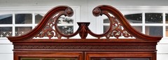 Vintage Chippendale Style Mahogany China Cabinet Hutch Serpentine Swan Neck