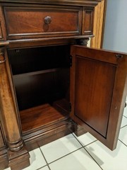Thomasville china cabinet