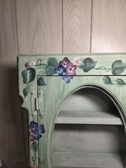 Vtg Hand Painted Floral Curio Display Cabinet Miniatures Farmhouse Cottagecore