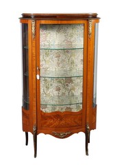 Antique Style Bow Front Display Cabinet.Mahogany