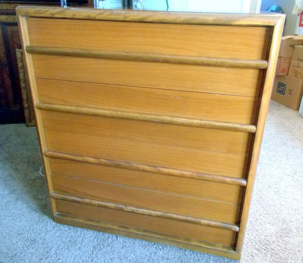 MID CENTURY MODERN CHEST DRAWERS WIDDICOMB T H ROBSJOHN GIBBINGS Label