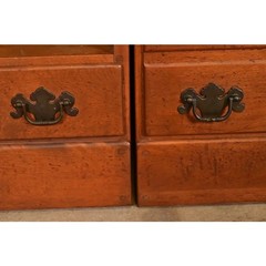 Ethan Allen American Colonial Solid Maple Breakfront Bookcase Cabinet, 1960s
