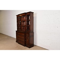 Baker Furniture Style Georgian Mahogany Bubble Glass Breakfront Bookcase Cabinet