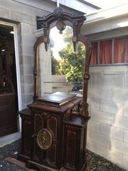 RENAISSANCE ROSEWOOD INCISED CREDENZA WITH MIRROR