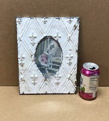 VTG Shabby 9×11 Photo 4×6 Oval White Tin Ceiling Picture Frame Chic Old 630-26B
