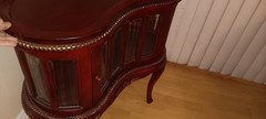 Vtg Bean Shaped Bar Liquor Curio Cabinet Table w Beveled Glass and Butler Tray