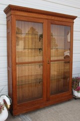 Antique Square Nail Quartersawn Oak 2 Door Display Case Cabinet Egg & Dart Crown