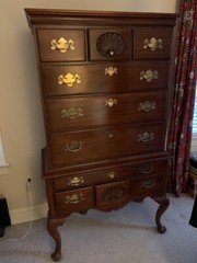 Henkel Harris Full Bedroom Suite 1985 Cherry – valued over $8,000 – SAVE