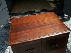 Ribbon Mahogany Inlaid Cabinet Entertainment Center (DR12)