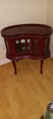 Vtg Bean Shaped Bar Liquor Curio Cabinet Table w Beveled Glass and Butler Tray