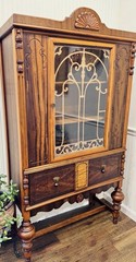 1920’s Jacobean Victorian Display Cabinet With Leaded Glass