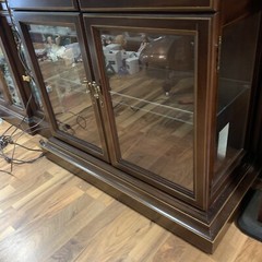 VTG 1960 Jasper Cherry Wood & Glass 5 Shelf Lighted Curio Display Cabinet 78″H