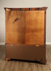 Thomasville Collector’s Cherry China Cabinet